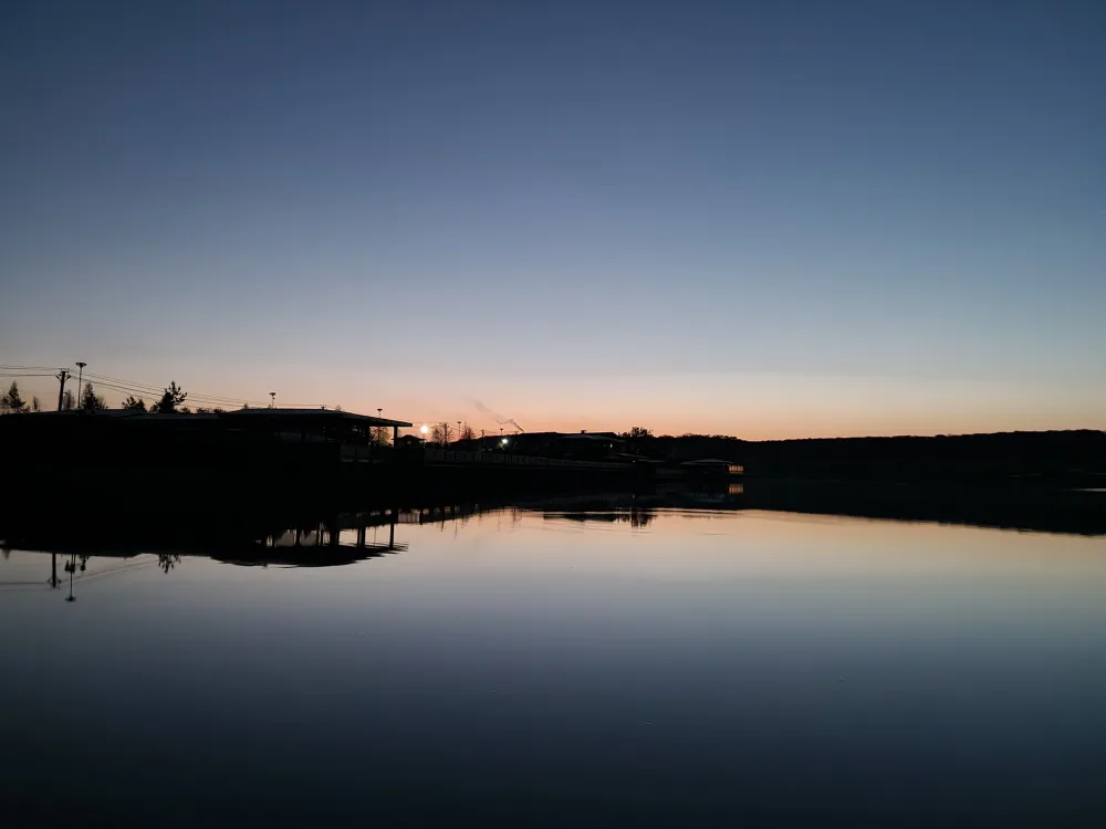 Photograph from theme15.jpg